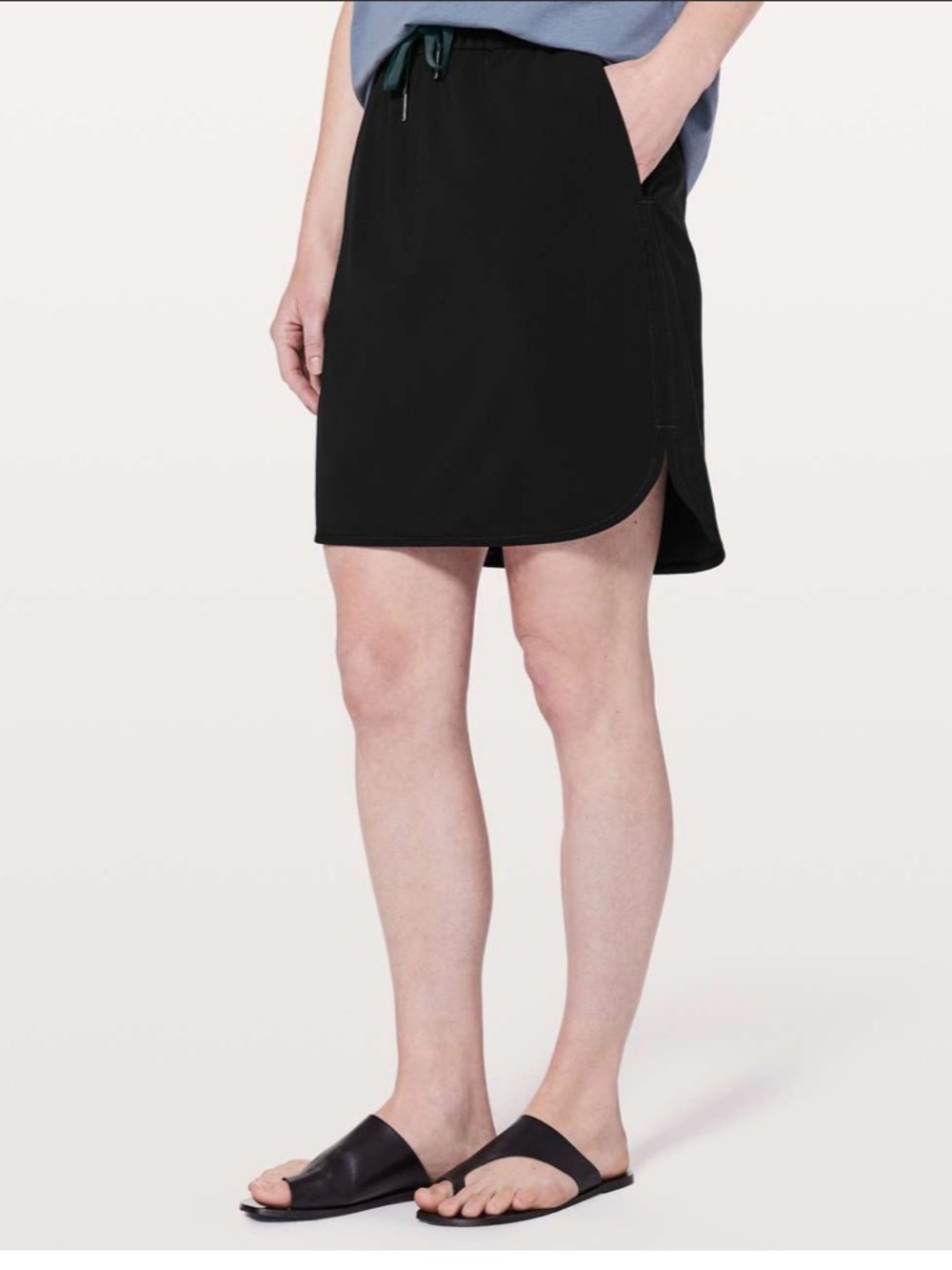 Lululemon On The Fly Skirt Black Size 2 W8897S Cinch Waist Pockets Athleasure